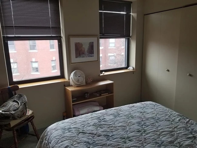 90 Gainsborough St, Unit 403 in Boston, MA - Building Photo - Building Photo