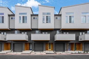 814 N Bluff Dr in Austin, TX - Building Photo