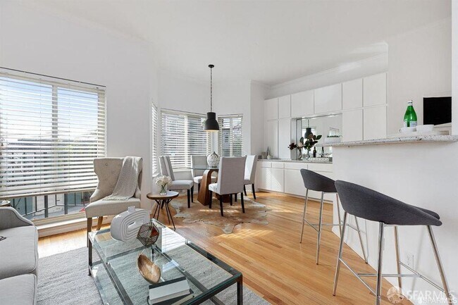 property at 1089 De Haro St
