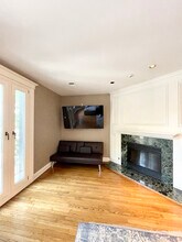 4214 N Kenmore Ave in Chicago, IL - Building Photo - Building Photo