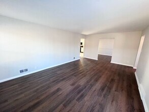 3807 Denwood Dr in Indianapolis, IN - Building Photo - Building Photo