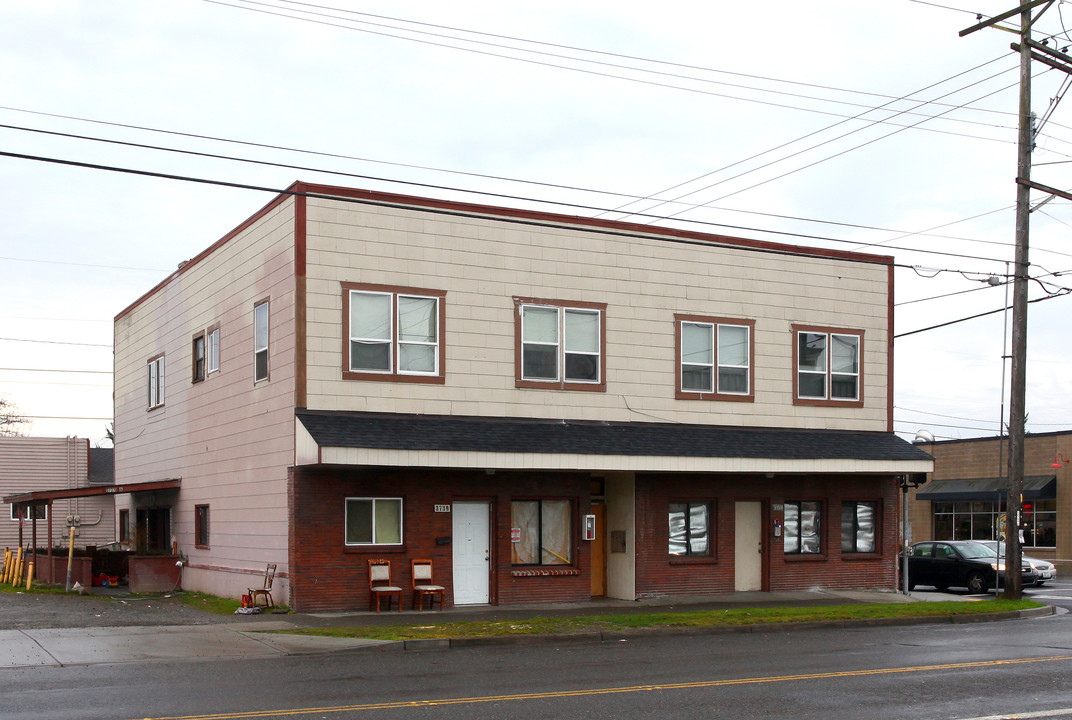 3737-3743 E McKinley Ave in Tacoma, WA - Building Photo