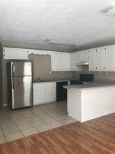 110 David Keith Ln in Saltillo, MS - Foto de edificio - Building Photo