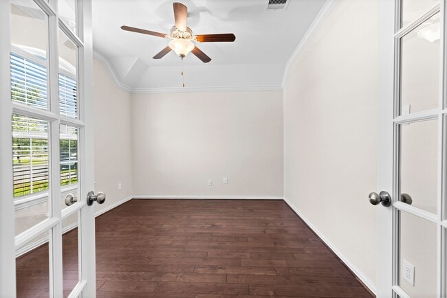 15619 Windsor Bluff Dr