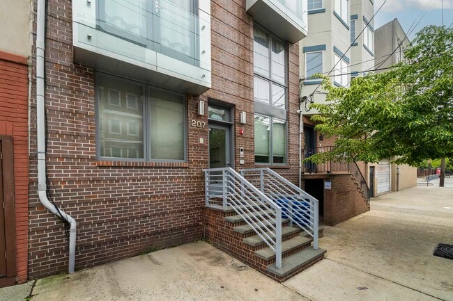 property at 207 Adams St