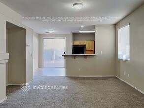 8840 Crooked Shell Ave in Las Vegas, NV - Building Photo - Building Photo