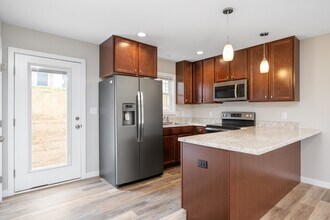 1008 Seth Dr in Staunton, VA - Building Photo - Building Photo