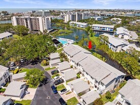 11510 Shipwatch Dr in Largo, FL - Building Photo