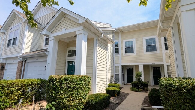 property at 937 Huntington Dr