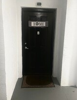 5032 Lantana Rd, Unit 2105 in Greenacres, FL - Building Photo