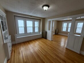 19 Mattson Ave, Unit 19 Mattson in Worcester, MA - Foto de edificio - Building Photo