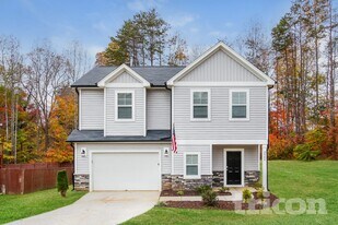 2900 Dallas Ct in Winston-Salem, NC - Building Photo