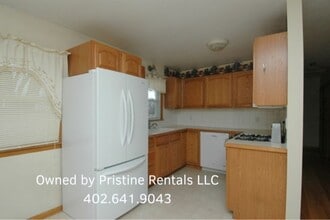 1260 Sunrise Dr in Seward, NE - Building Photo - Building Photo