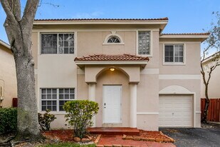 40 NW 110th Ave in Plantation, FL - Building Photo