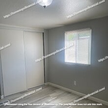 19260 Danbury Ave in Hesperia, CA - Foto de edificio - Building Photo