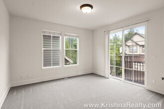 4673 NW 126th Pl in Portland, OR - Building Photo - Building Photo