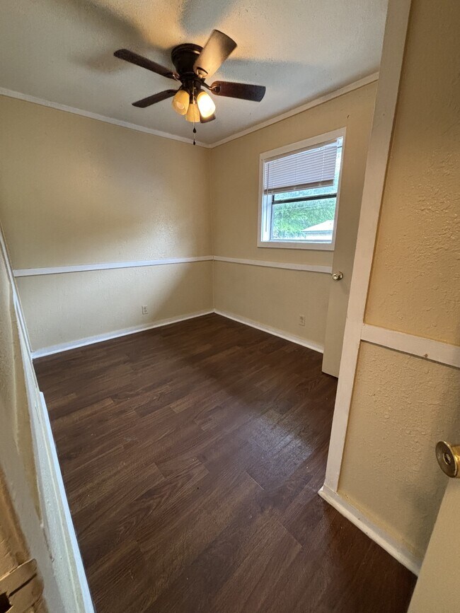 822 Edwards St in Hattiesburg, MS - Building Photo - Building Photo