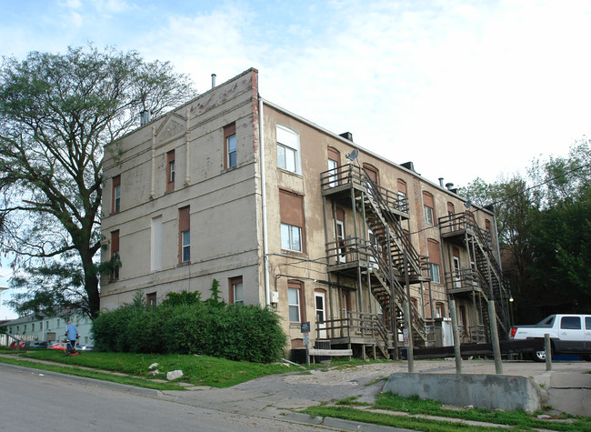 Centaur Apartments in Omaha, NE - Building Photo - Building Photo