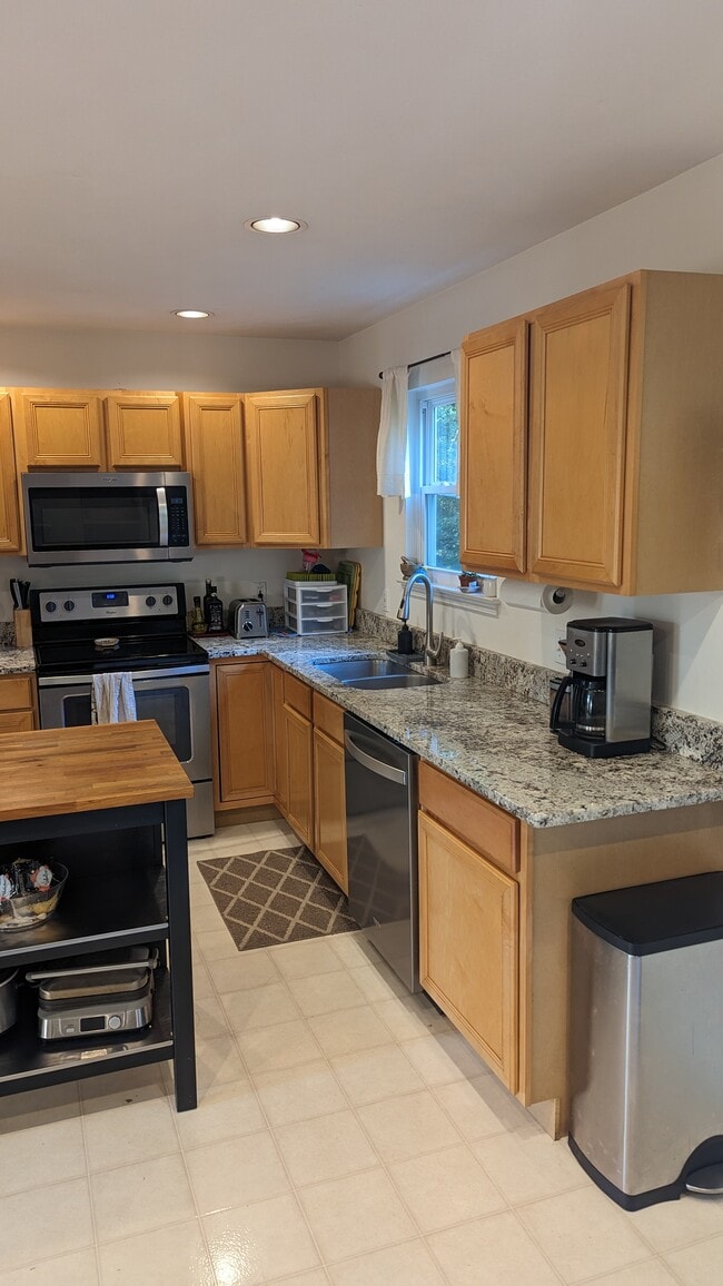 2562 Creve Coeur Dr in St. Louis, MO - Building Photo - Building Photo