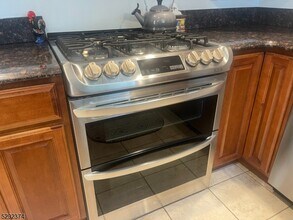17 Upper Rainbow Tr in Denville, NJ - Building Photo - Building Photo