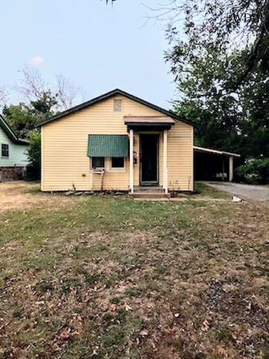 2905 Pennsylvania Rd in Wichita Falls, TX - Building Photo