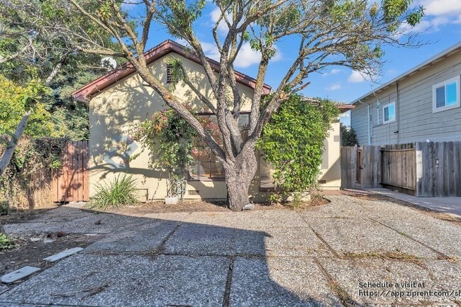 1052 45th St in Emeryville, CA - Foto de edificio - Building Photo
