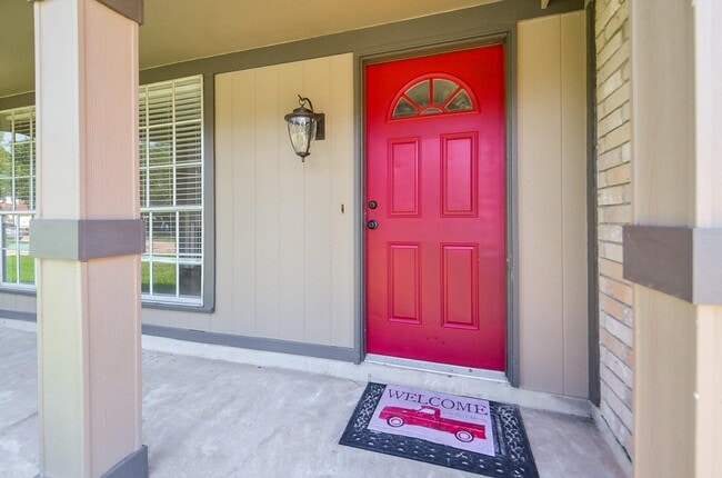 22630 Powell House Ln