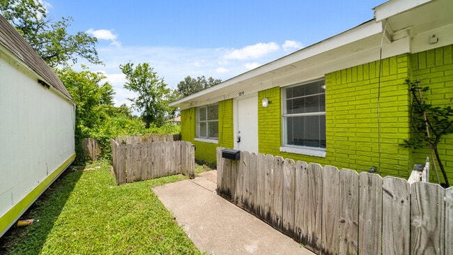 7819 Glass St in Houston, TX - Building Photo - Building Photo