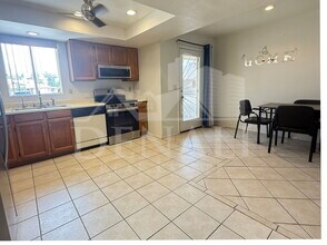 1612 Leisure World in Mesa, AZ - Building Photo - Building Photo