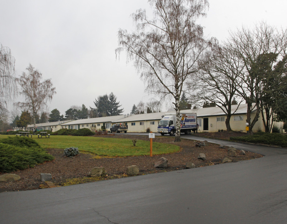 Alturas Cedar Hills in Beaverton, OR - Foto de edificio