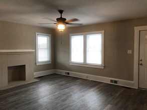 5583 Core Point Rd in Blounts Creek, NC - Building Photo - Building Photo