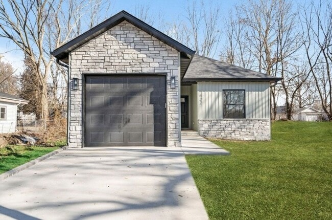 property at 2731 W Latoka St