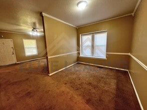 2800 SE Michigan Ave in Topeka, KS - Building Photo - Building Photo