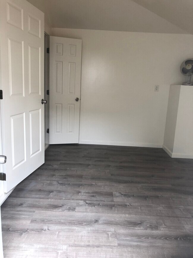 411 Cedar St in Santa Cruz, CA - Building Photo - Building Photo