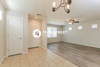 10559 E Pleasant Pasture Dr in Tucson, AZ - Building Photo - Building Photo