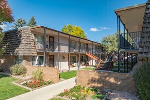10th Street Square Apartments in Loveland, CO - Building Photo