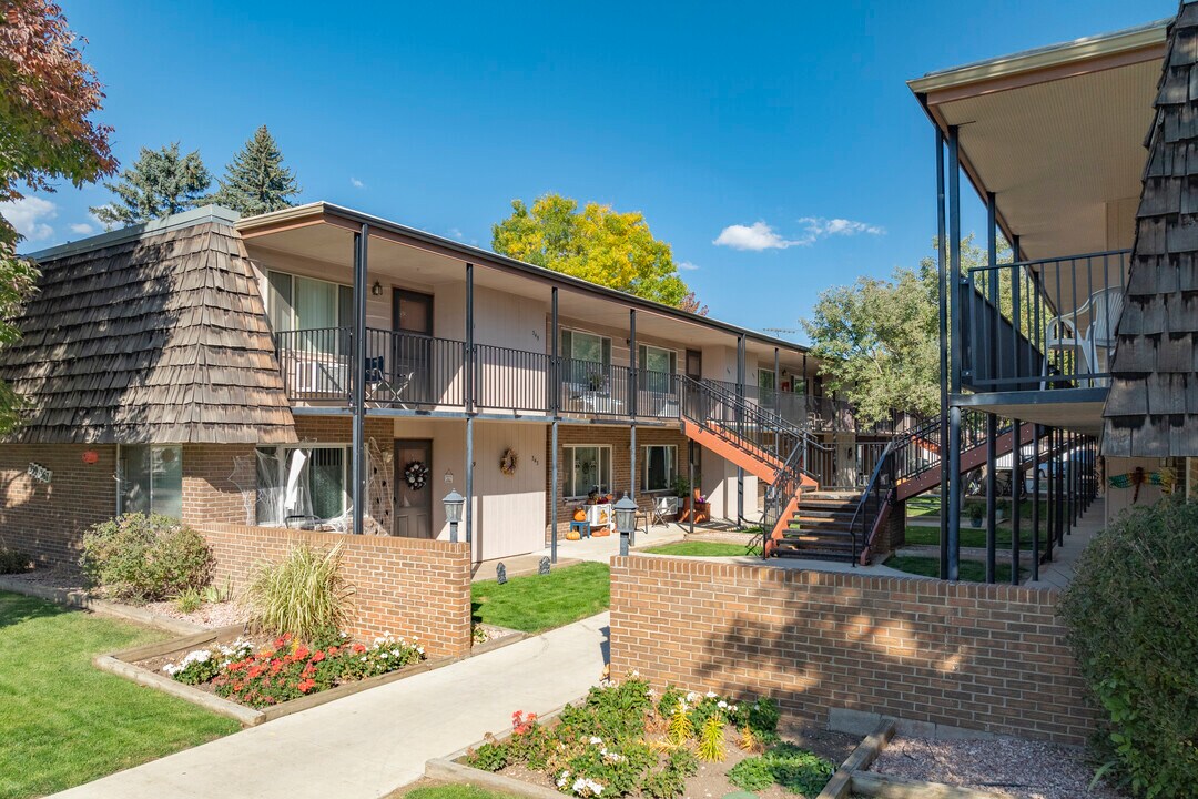 10th Street Square Apartments in Loveland, CO - Foto de edificio