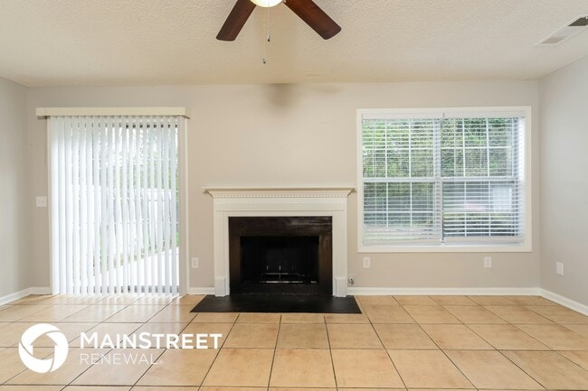 3667 Sapphire Ct in Decatur, GA - Building Photo - Building Photo