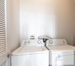 2700 W North Ave, Unit 202 in Chicago, IL - Building Photo - Building Photo