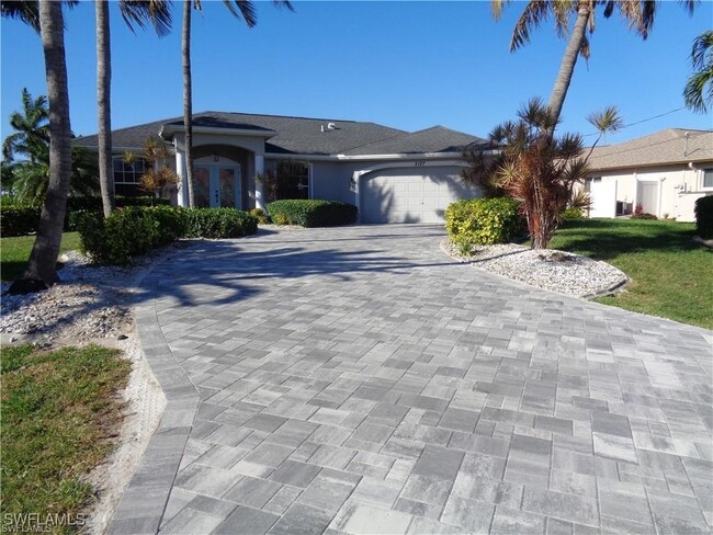 property at 2127 SW 52nd Ln