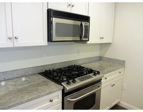 116 Rantoul St in Beverly, MA - Building Photo - Building Photo