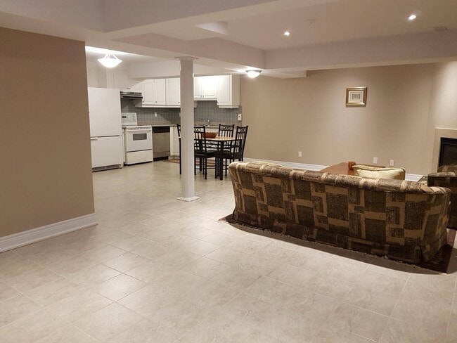 property at 18 Boticelli Way