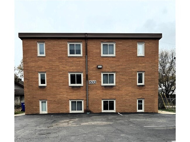 property at 1532 Randolph Ave