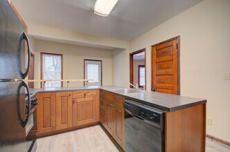 811 John St in Joliet, IL - Building Photo - Building Photo