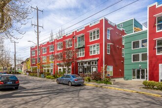 Bowling Green Apartments in Seattle, WA - Building Photo - Building Photo