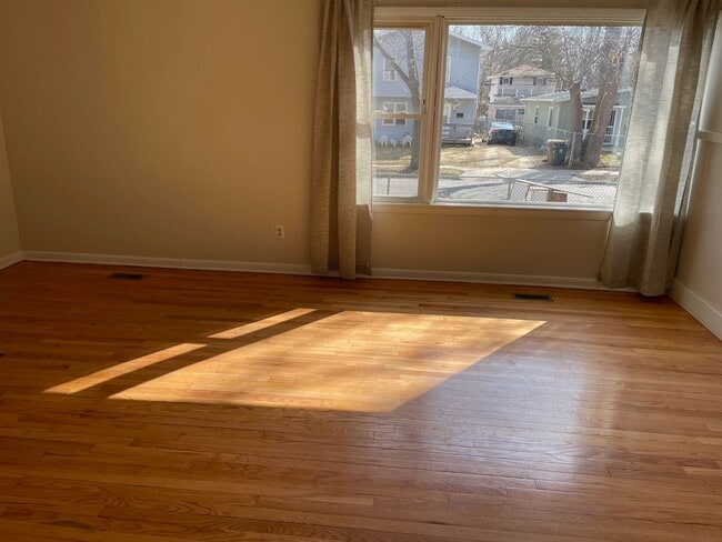 1930 Baird St in Madison, WI - Building Photo - Building Photo