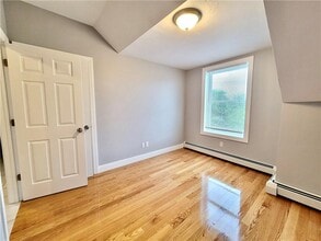 525 Charles St in Providence, RI - Building Photo - Building Photo