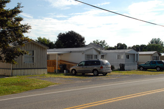 Westminister Mobile Home Park in Carlisle, PA - Building Photo - Building Photo