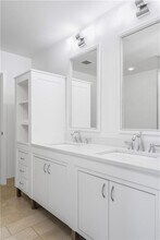 1 W Exchange St in Providence, RI - Foto de edificio - Building Photo