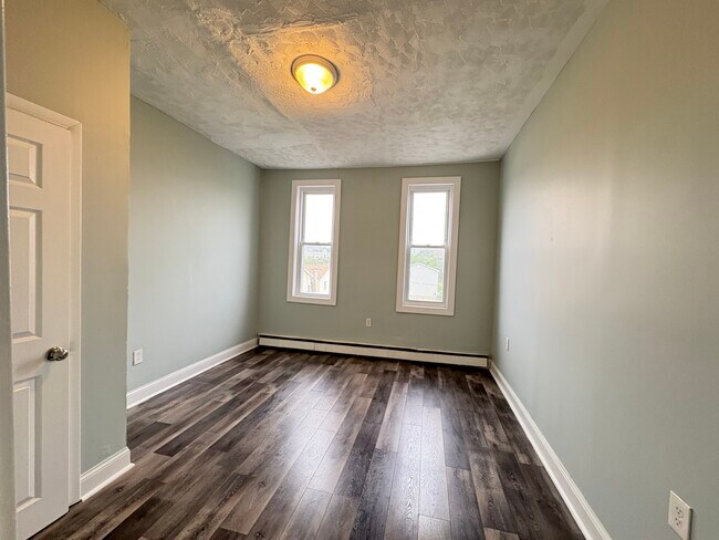 202 Ridgewood Ave, Unit 3R in Newark, NJ - Foto de edificio - Building Photo